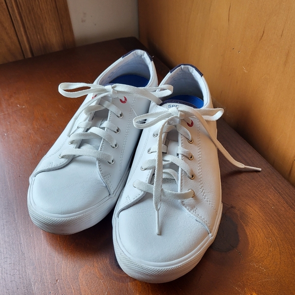 NEW Striper by Sperry 5.5 - Picture 1 of 5